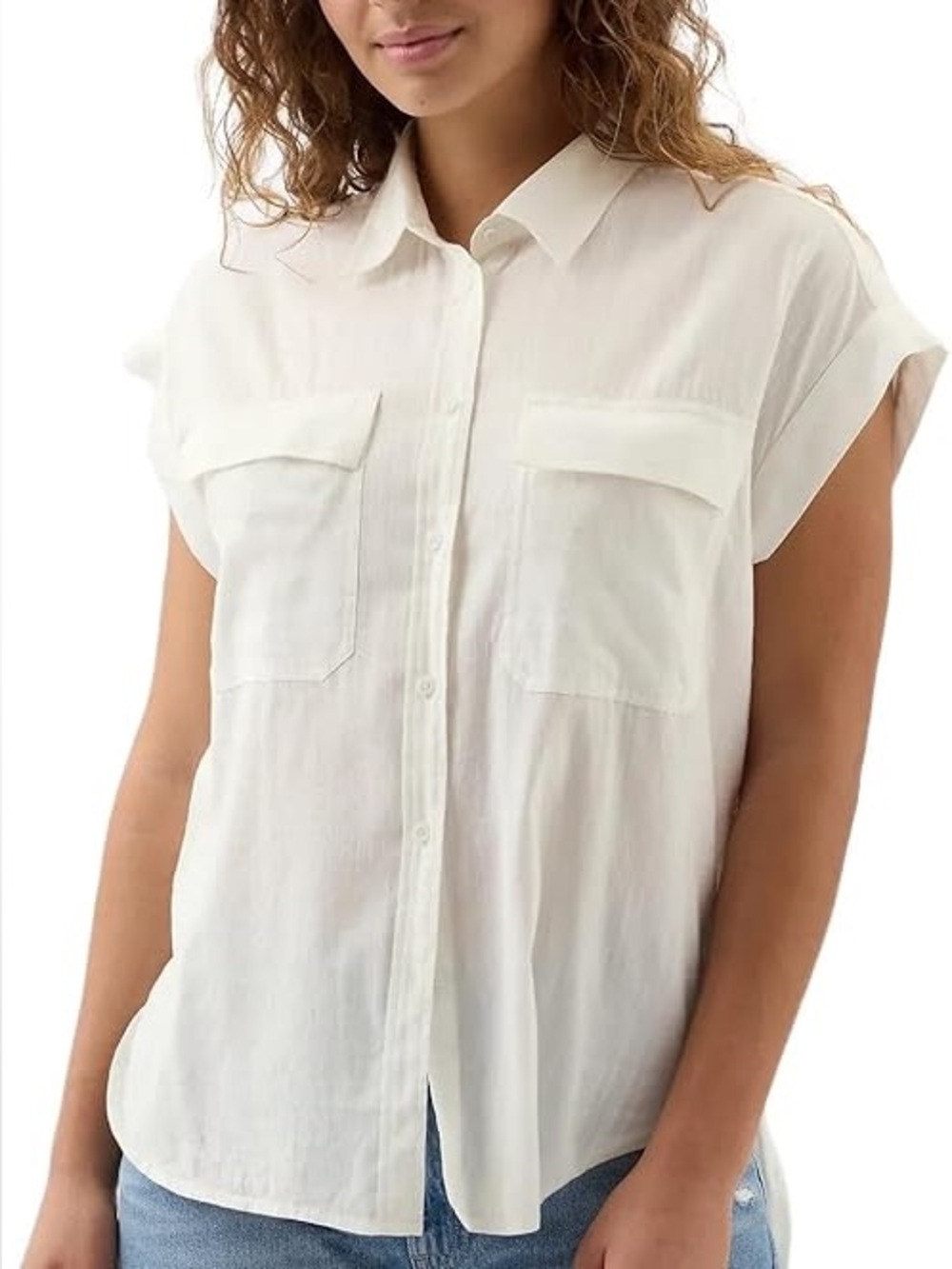 GAP White Short-Sleeve Button-Front Pocket Shirt